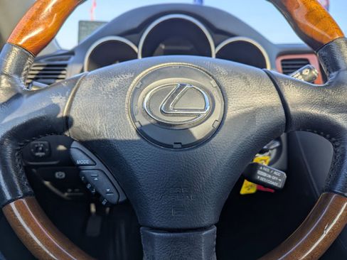 Used 2002 Lexus SC 430 Convertible image 14