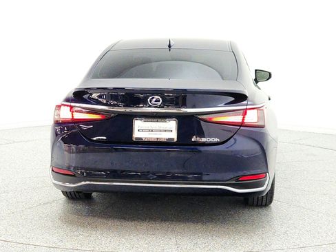 Used 2021 Lexus ES 300h w/ Premium Package FWD image 6