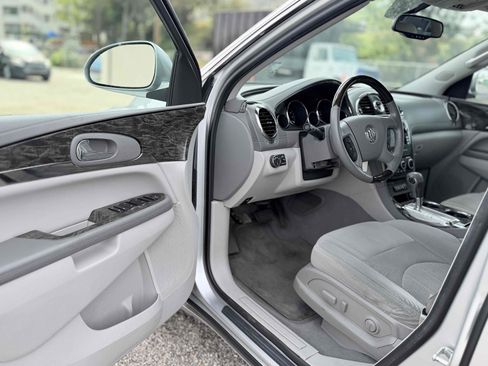 Used 2013 Buick Enclave Convenience image 22