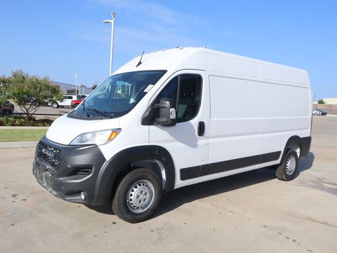 New 2026 RAM ProMaster 2500 w/ Safety Group FWD image 8