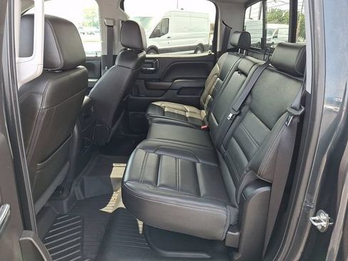 Used 2018 GMC Sierra 1500 Denali w/ Denali Ultimate Package AWD/4WD image 10
