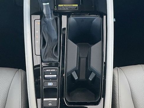 Certified 2023 Honda Accord Touring image 17