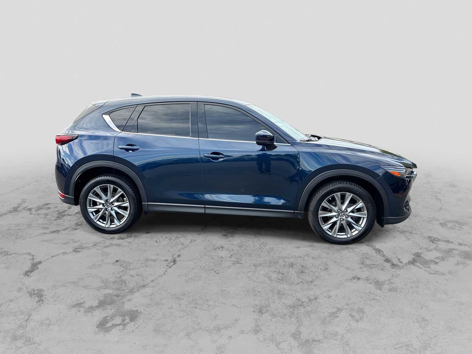 Used 2020 MAZDA CX-5 Grand Touring w/ GT Premium Package AWD/4WD image 9
