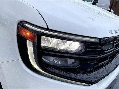 Certified 2025 Ford Expedition Active image 29