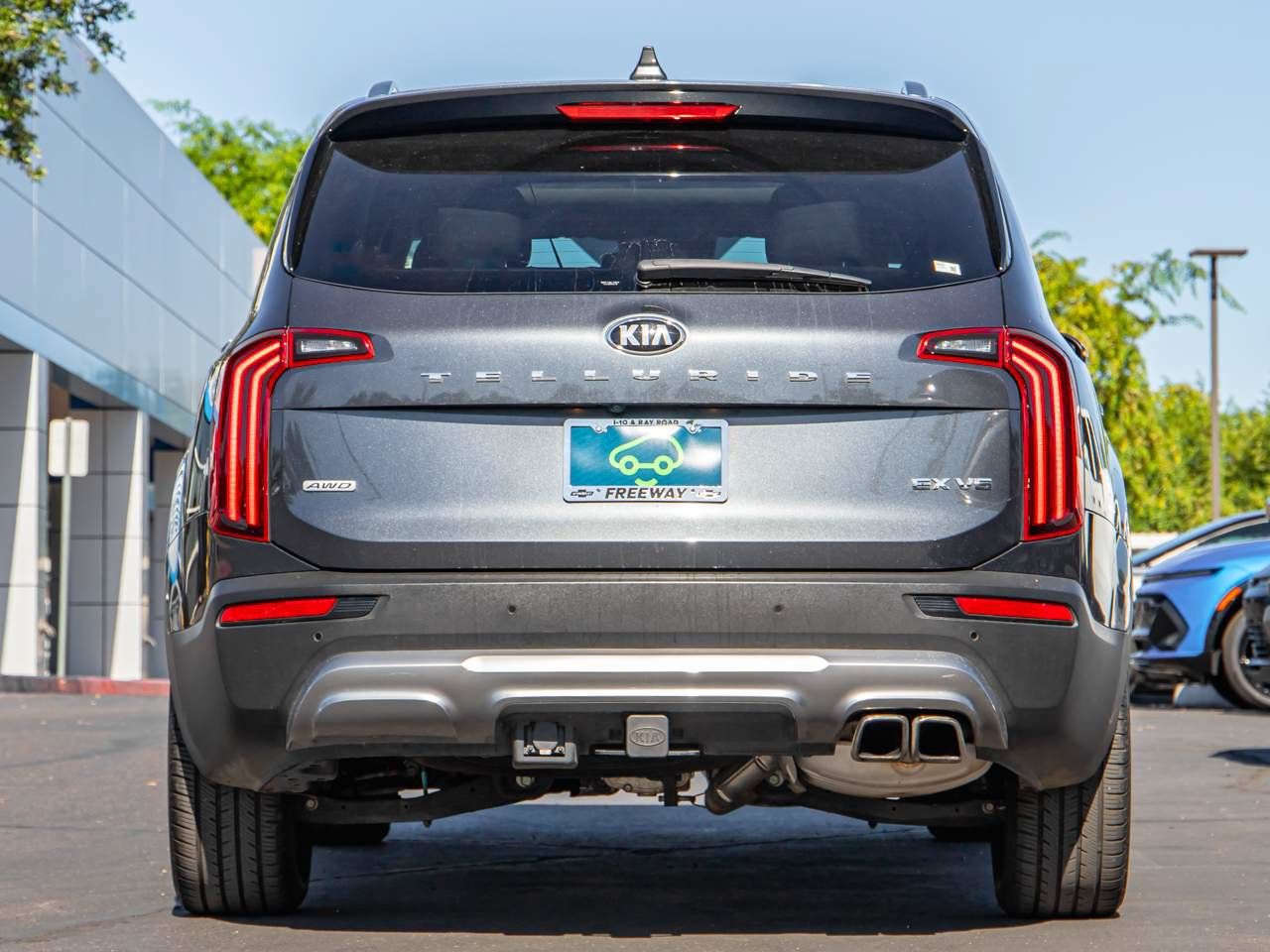 Used 2021 Kia Telluride EX w/ EX Premium Package AWD/4WD image 5