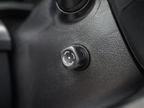 Used 2019 Toyota Tundra Platinum image 54