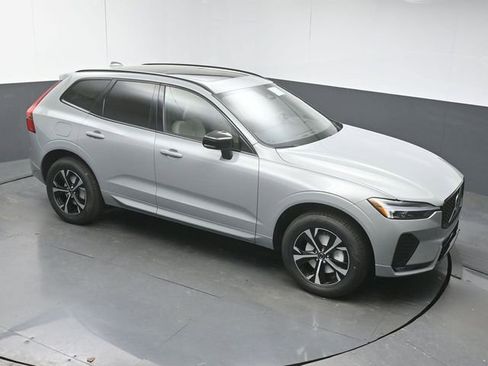 New 2026 Volvo XC60 B5 Core w/ Protection Package Premier image 42