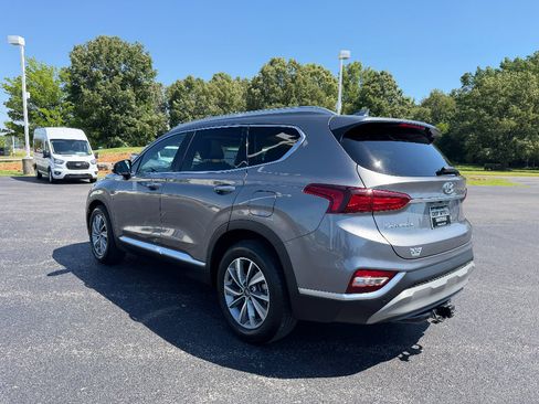 Used 2020 Hyundai Santa Fe SEL w/ Convenience + Premium Package FWD image 5