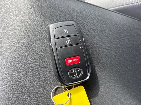 New 2025 Toyota Tacoma TRD Off-Road image 17