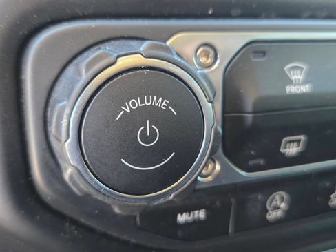 Used 2022 Jeep Wrangler Unlimited Sport AWD/4WD image 24