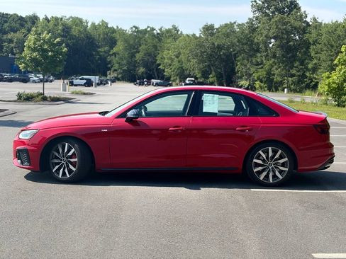 Used 2023 Audi A4 2.0T Premium Plus w/ Premium Plus Package AWD/4WD image 3