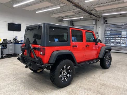 Used 2013 Jeep Wrangler Unlimited Sport AWD/4WD image 5
