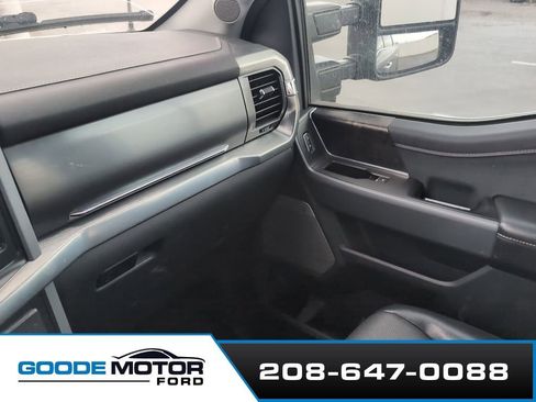 Used 2021 Ford F150 Lariat w/ Equipment Group 502A High AWD/4WD image 10