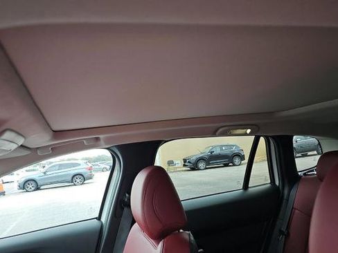 Used 2025 MAZDA CX-50 AWD 2.5 Hybrid w/ Premium Pkg image 8