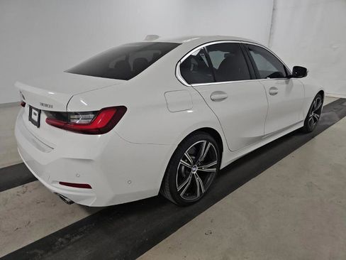 Used 2024 BMW 330i Sedan w/ Convenience Package RWD image 2