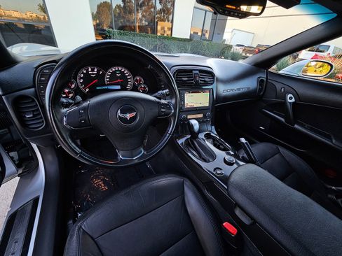 Used 2012 Chevrolet Corvette Coupe w/ 2LT Preferred Equipment Group image 16