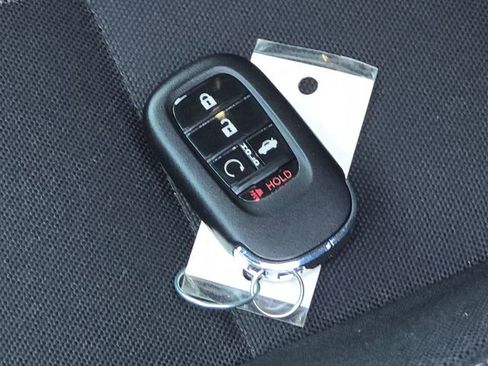 Used 2025 Honda Civic Sport image 29