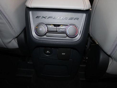 New 2026 Ford Explorer Active w/ Active Comfort Package AWD/4WD image 30