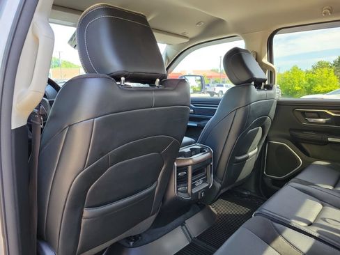 Used 2022 RAM 1500 Laramie AWD/4WD image 31
