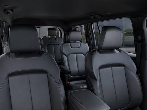 New 2025 Jeep Grand Cherokee L Limited AWD/4WD image 27
