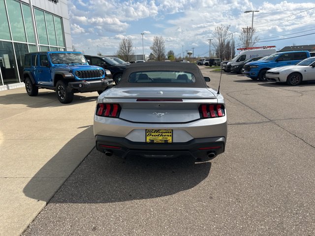 Used 2024 Ford Mustang Premium RWD image 6