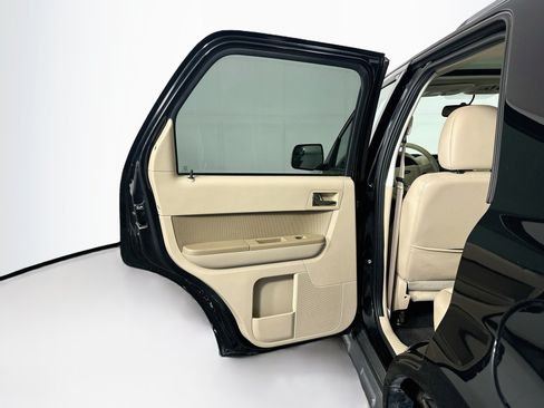 Used 2012 Ford Escape Limited FWD image 25