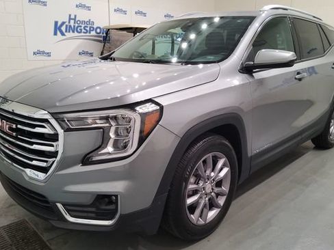 Used 2024 GMC Terrain SLT FWD image 6