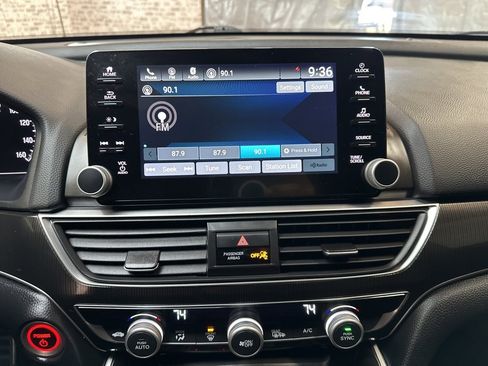 Used 2022 Honda Accord Sport image 19