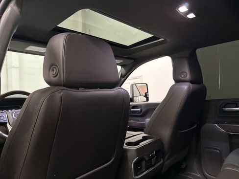 Used 2021 GMC Sierra 2500 Denali w/ Denali Black Diamond Edition image 53