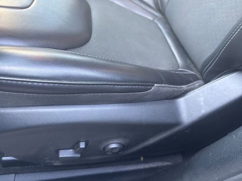 Used 2021 Jeep Cherokee Latitude Plus image 9