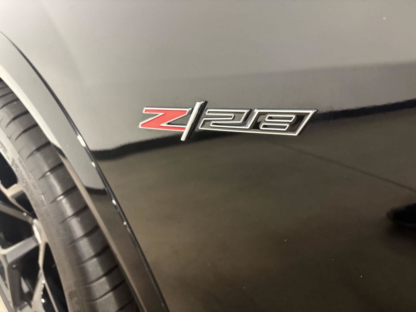 Used 2015 Chevrolet Camaro Z/28 RWD image 12