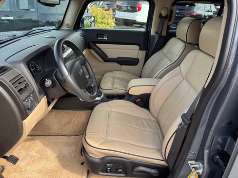 Used 2009 HUMMER H3 Luxury AWD/4WD image 13