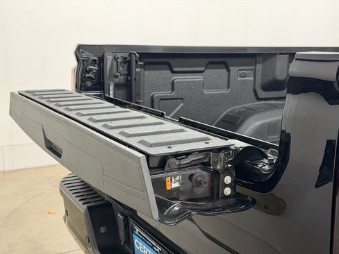 Certified 2024 GMC Sierra 3500 Denali w/ Technology Package image 31