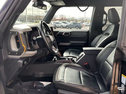 Used 2023 Ford Bronco Badlands AWD/4WD image 14