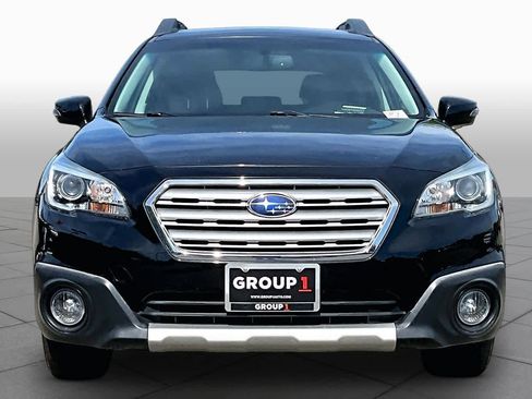 Used 2017 Subaru Outback 3.6R Limited AWD/4WD image 3