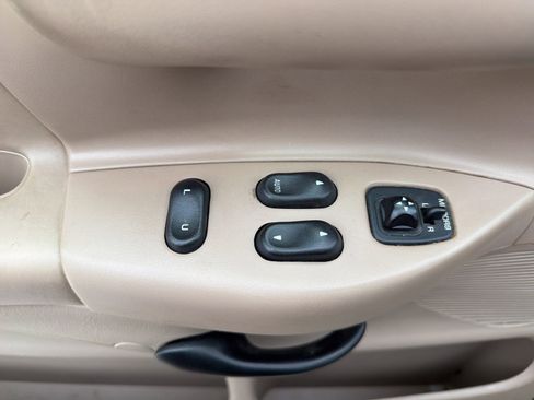 Used 1997 Ford F150 XLT RWD image 14