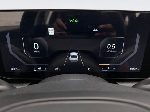 Used 2025 Kia K4 EX FWD image 13