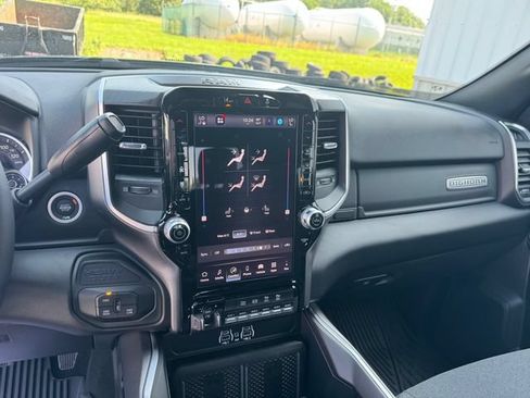 New 2026 RAM 3500 Big Horn AWD/4WD image 14