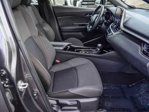 Certified 2021 Toyota C-HR Nightshade image 17