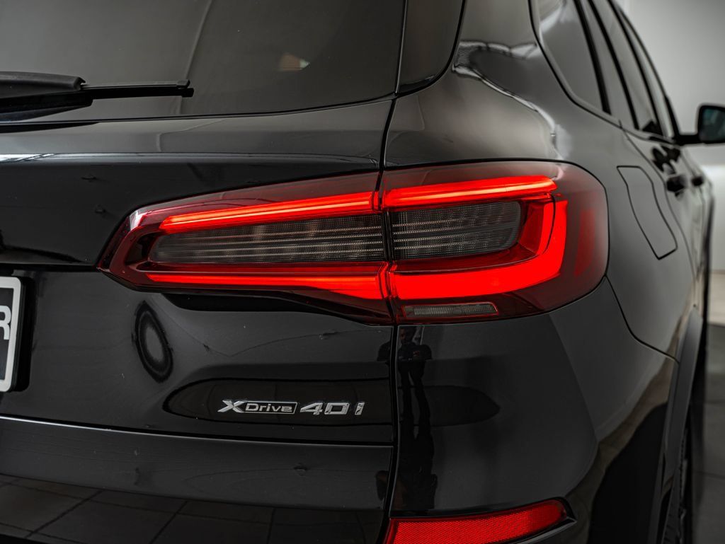 Used 2023 BMW X5 xDrive40i w/ Executive Package AWD/4WD image 15
