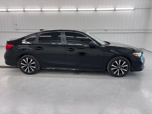 Used 2023 Honda Civic EX image 8