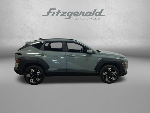 Used 2024 Hyundai Kona SEL AWD/4WD image 8