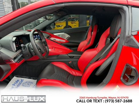 Used 2020 Chevrolet Corvette Stingray Premium Cpe w/ 3LT Preferred Equipment Group RWD image 12