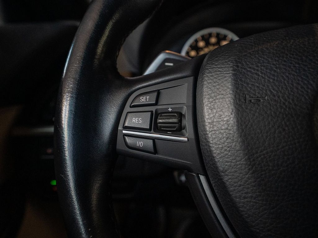 Used 2012 BMW 650i Convertible RWD image 17