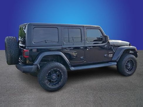 Used 2020 Jeep Wrangler Unlimited Sahara w/ Dual Top Group AWD/4WD image 5