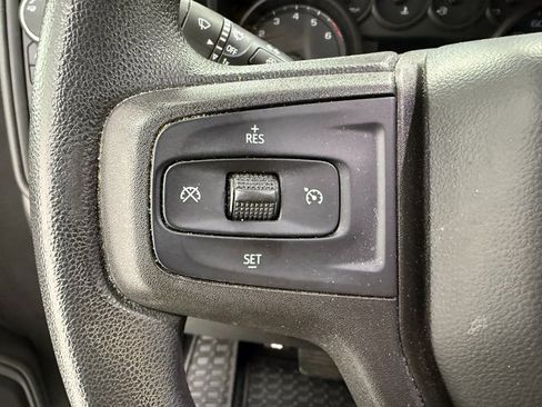 Used 2020 Chevrolet Silverado 1500 Custom w/ Custom Value Package image 12