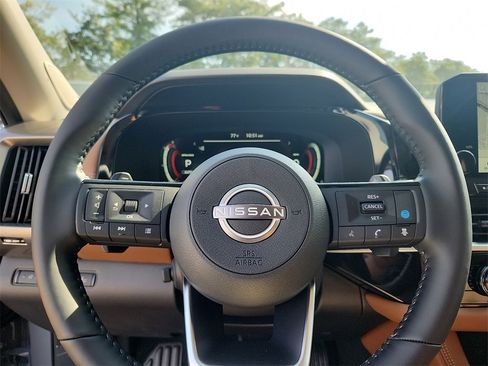 New 2025 Nissan Pathfinder Platinum w/ Cargo Package image 9