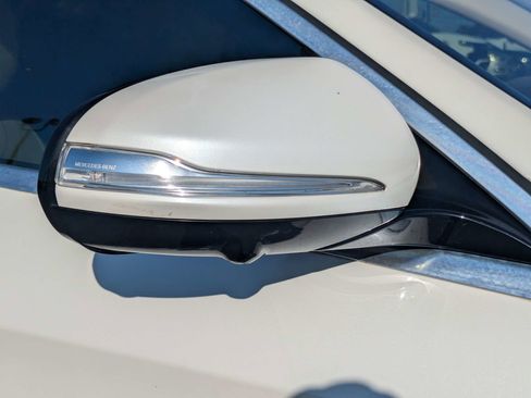 Used 2015 Mercedes-Benz S 550 Sedan image 12