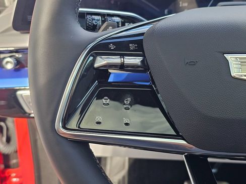 New 2026 Cadillac Optiq Sport 2 AWD/4WD image 26