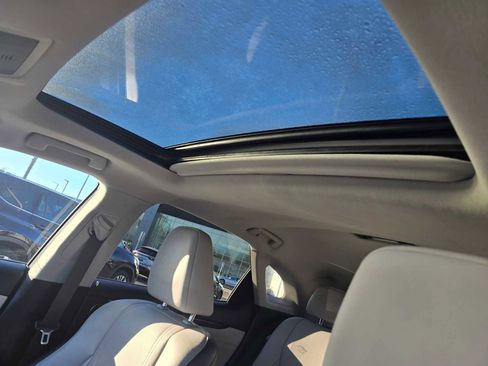 Used 2019 Lexus RX 450h AWD image 27